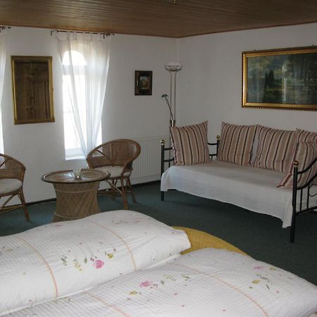 Hotel Gutshaus Zietlitz Dobbin-Linstow Habitación foto