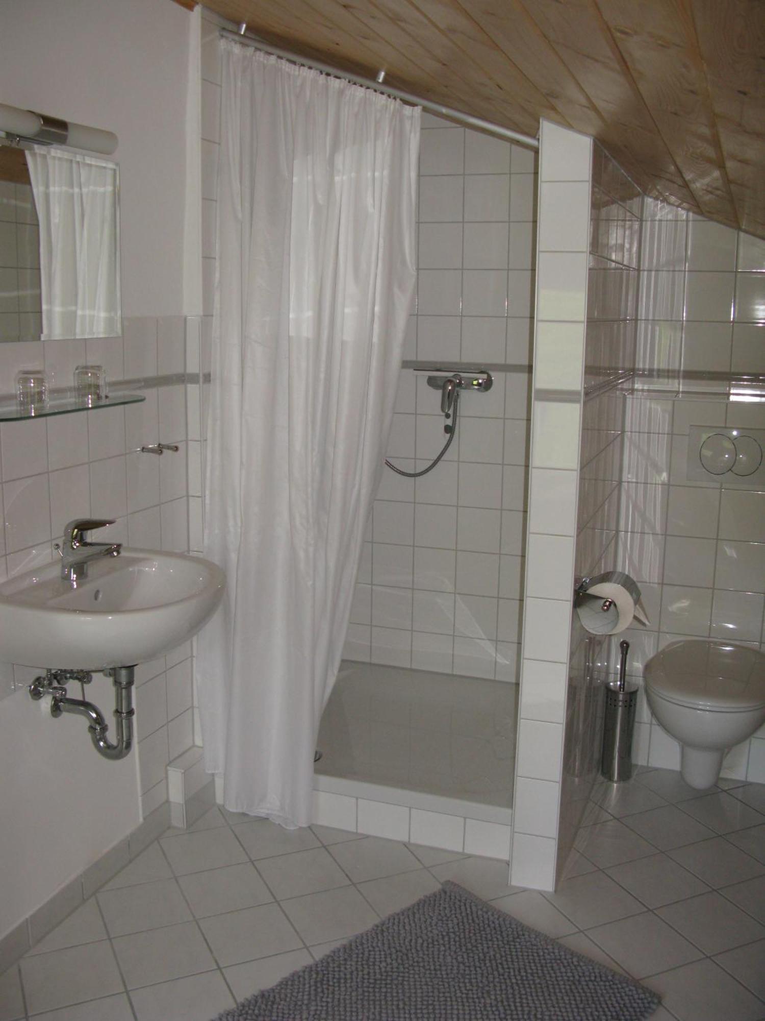 Hotel Gutshaus Zietlitz Dobbin-Linstow Habitación foto