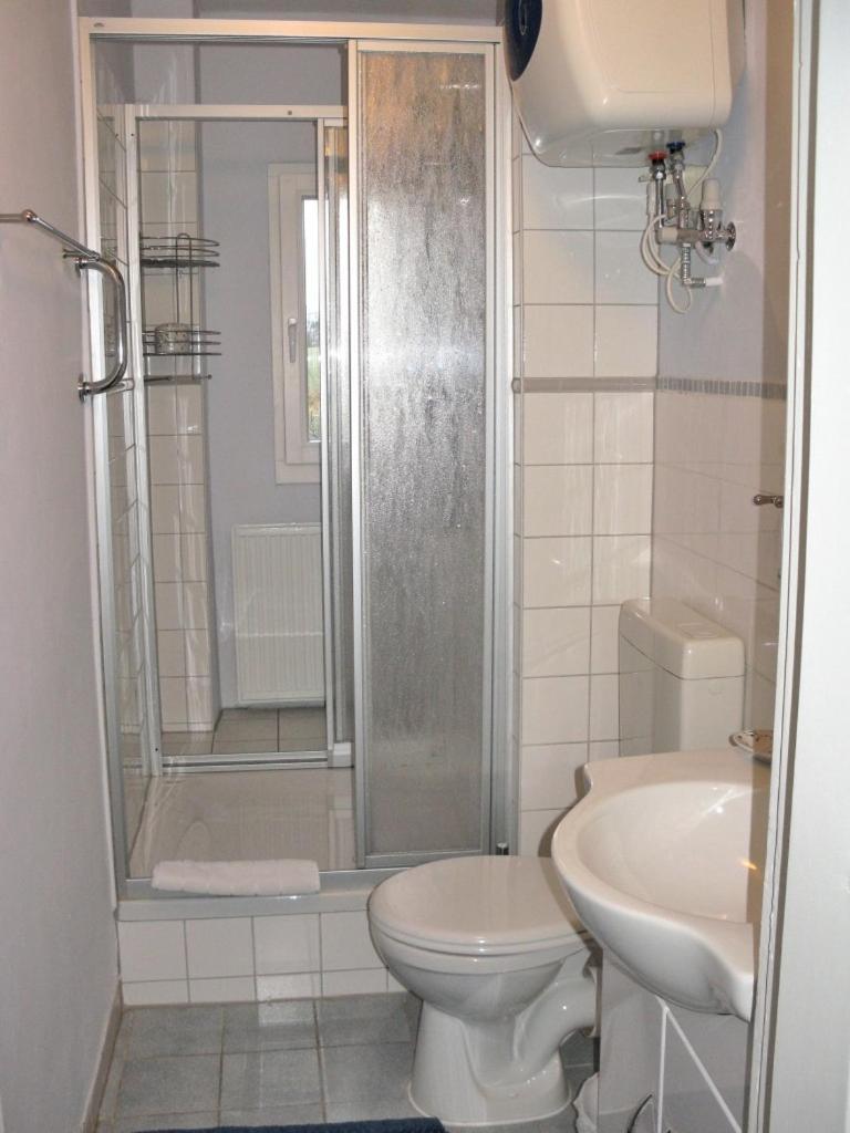 Hotel Gutshaus Zietlitz Dobbin-Linstow Habitación foto